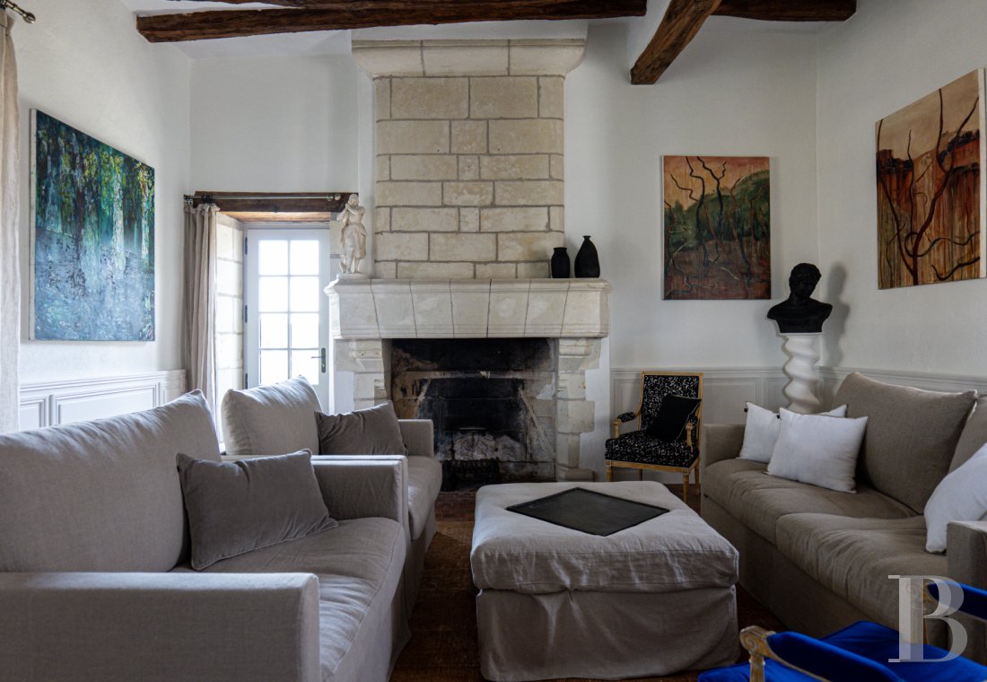 En Indre-et-Loire, entre Bourgueil et Langeais, une maison de village des 16e et 18e siècles - photo  n°5